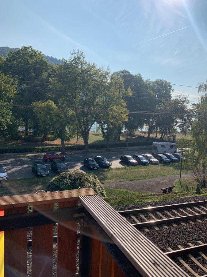 Hotelzimmer Im Alten Reihenhaus Auf Der Stadtmauer Bacharach Εξωτερικό φωτογραφία